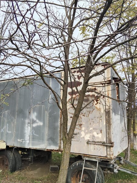 Vand remorca vagon izoterm,